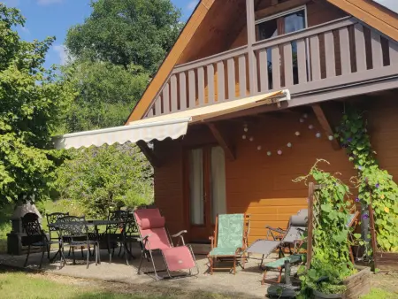Location gite à Thoiré sur Dinan, Maison en bois avec jardin, idéal randonnée, fibre haut débit, équipements bébé près du Mans et Tours