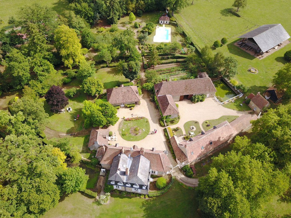 Gîte 2 pers. piscine chauffée & tennis à Maresché - Photo 9