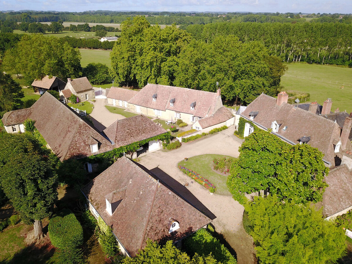 Gîte 2 pers. piscine chauffée & tennis à Maresché - Photo 10