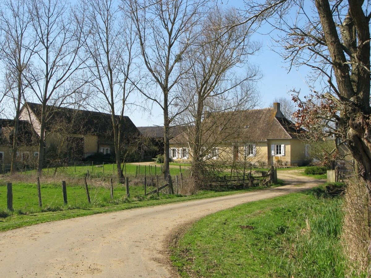 Gîte avec colombages, jardin 2000 m² à Rouperroux-le-Coquet - Photo 1