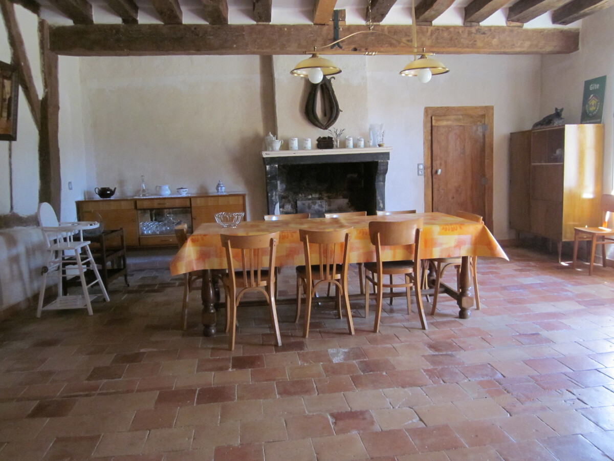 Gîte avec colombages, jardin 2000 m² à Rouperroux-le-Coquet - Photo 3