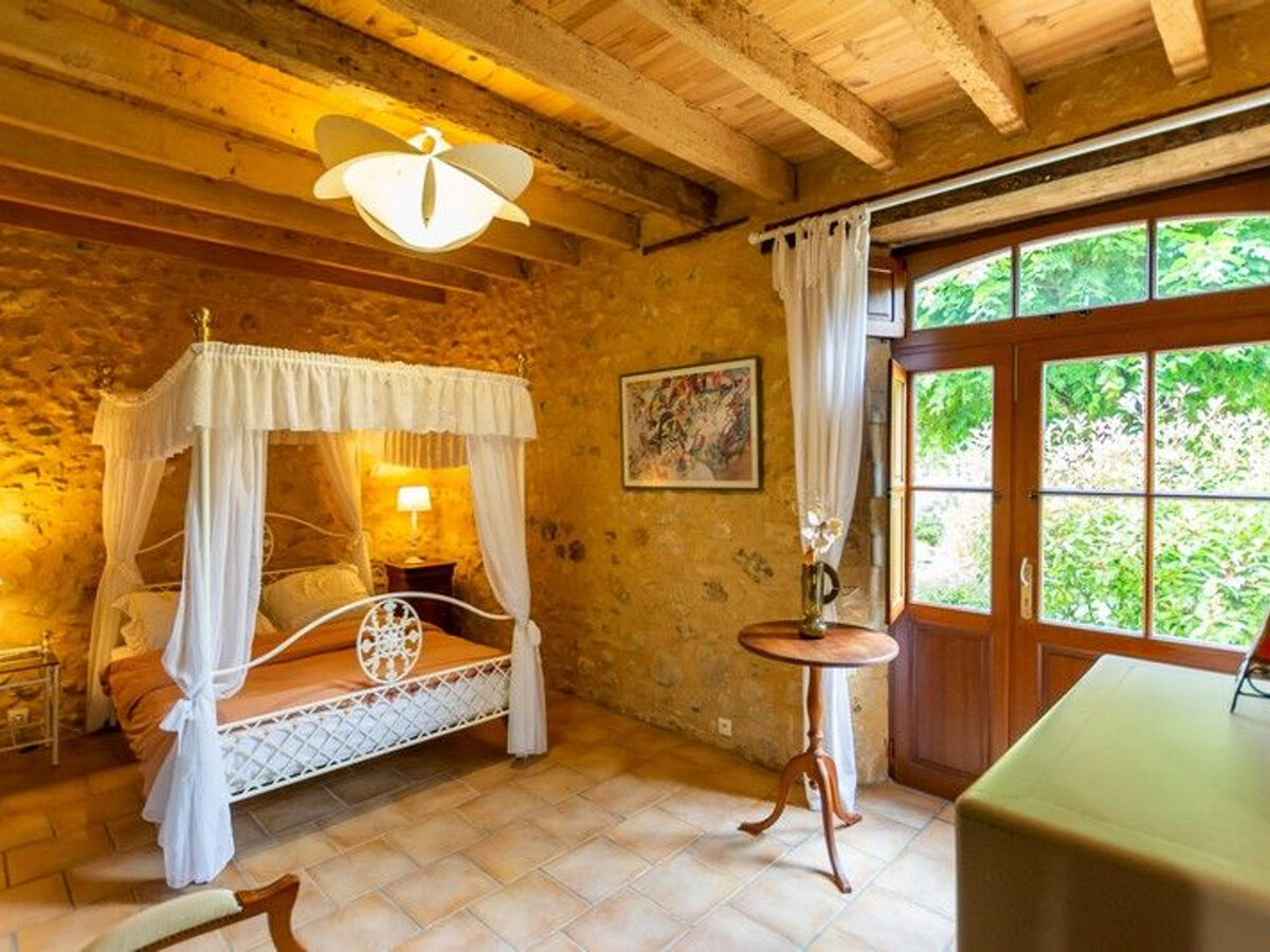 Gîte en bord de rivière à Asnières-sur-Vègre, 4 pers. - Photo 9