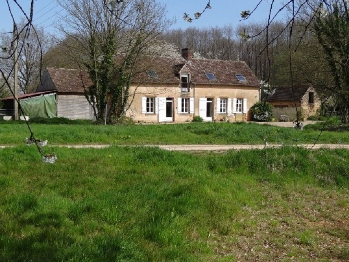 Ferme rénovée avec verger à La Bazoge, 7 km du Mans - Photo 5