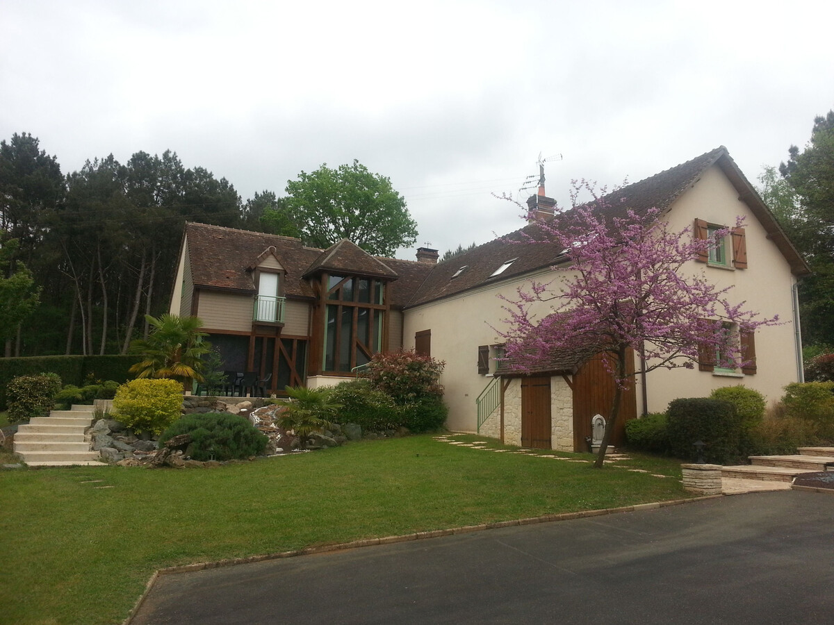 Gîte 8 chambres avec SPA, cheminée et forêt à Dollon - Photo 3