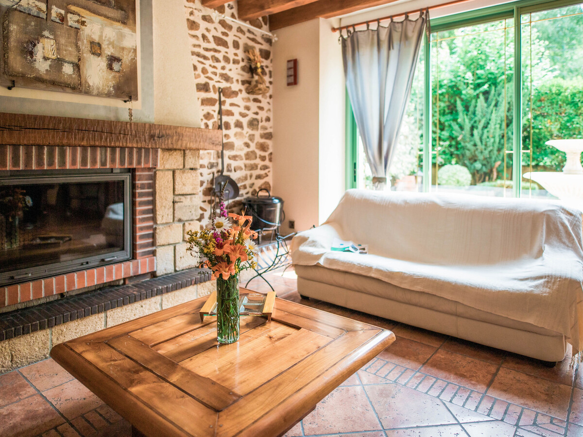 Gîte 8 chambres avec SPA, cheminée et forêt à Dollon - Photo 4