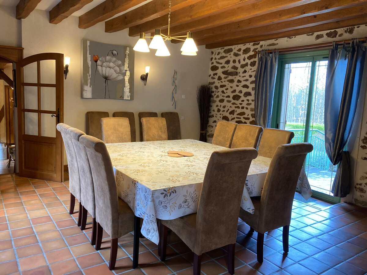 Gîte 8 chambres avec SPA, cheminée et forêt à Dollon - Photo 10