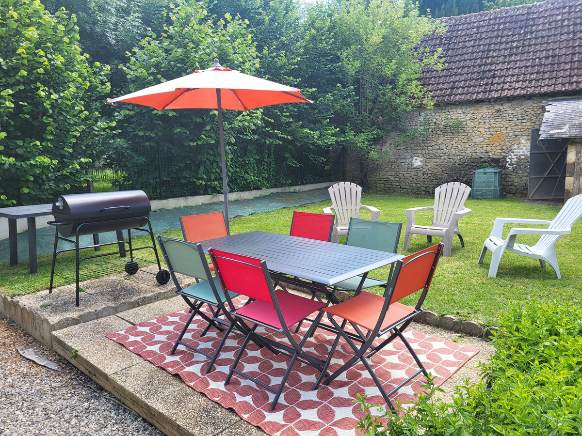 Maison de village 100m², jardin 200m², parking privé à Mézières-sous-Lavardin - Photo 14