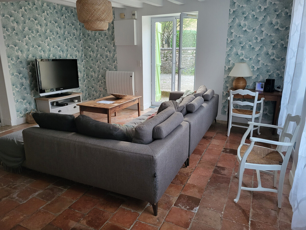 Maison de village 100m², jardin 200m², parking privé à Mézières-sous-Lavardin - Photo 19