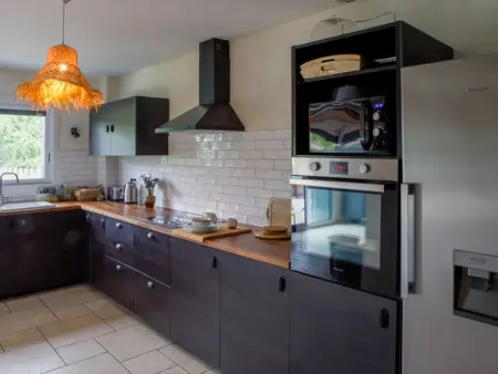 Gîte 15 personnes avec piscine chauffée et salle de jeux : photo 7