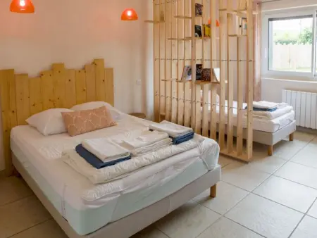 Gîte 15 personnes avec piscine chauffée et salle de jeux : photo 12
