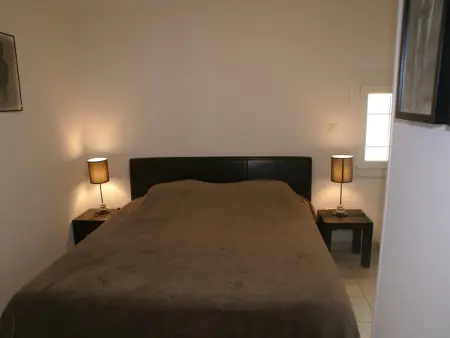 Charmante Villa Climatisée avec Terrasse et Parking Privé à Proximité du Club le Tantra - Photo 6