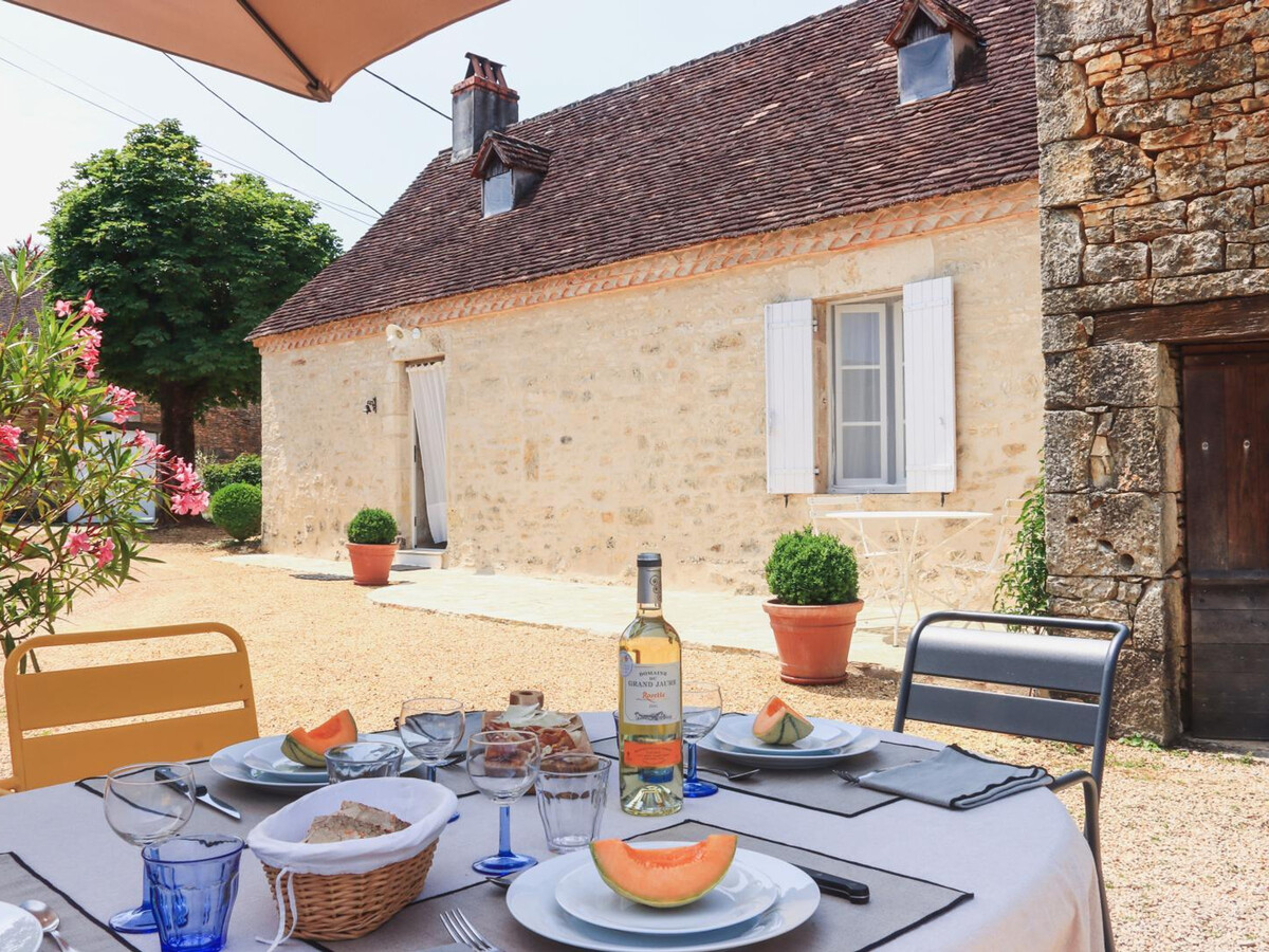 Gîte en pierre du XIe siècle, 4 pers., jardin et plancha - Photo 1