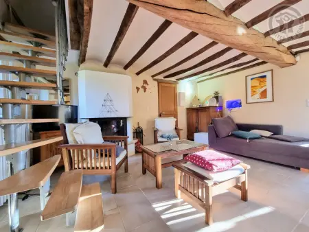 Location gite à Choisies, Gîte paisible avec jardin privé, cheminée et équipements modernes au cœur du Parc Naturel de lAvesnois