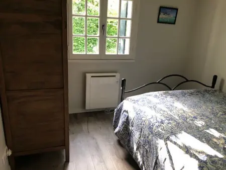 Longère rénovée 5 chambres, jardin 1000 m² au Palais - Photo 10