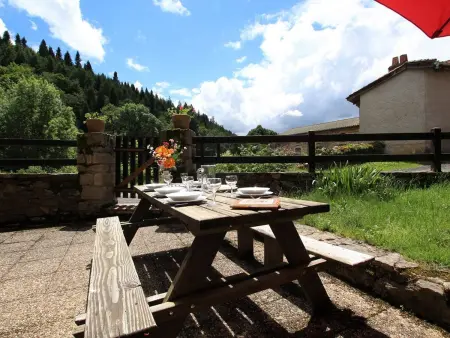 Charmant Gîte Indépendant au Coeur d'un Village de Campagne avec Cour Fermée - Photo 11
