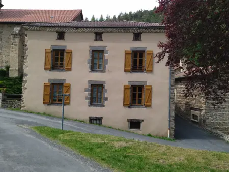 Charmant Gîte Indépendant au Coeur d'un Village de Campagne avec Cour Fermée - Photo 12