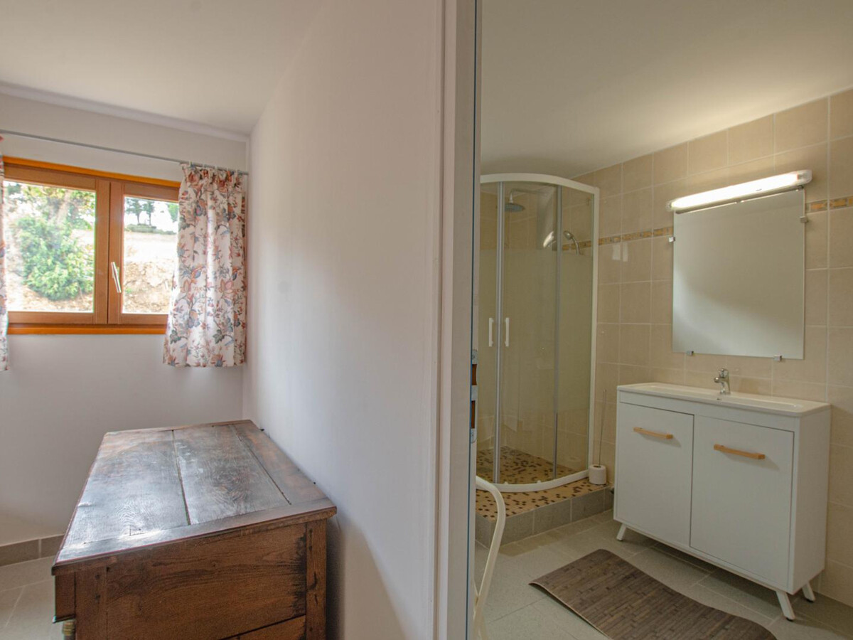Gîte 12 personnes à Saint-Mards-en-Othe, plain-pied rénové - Photo 9