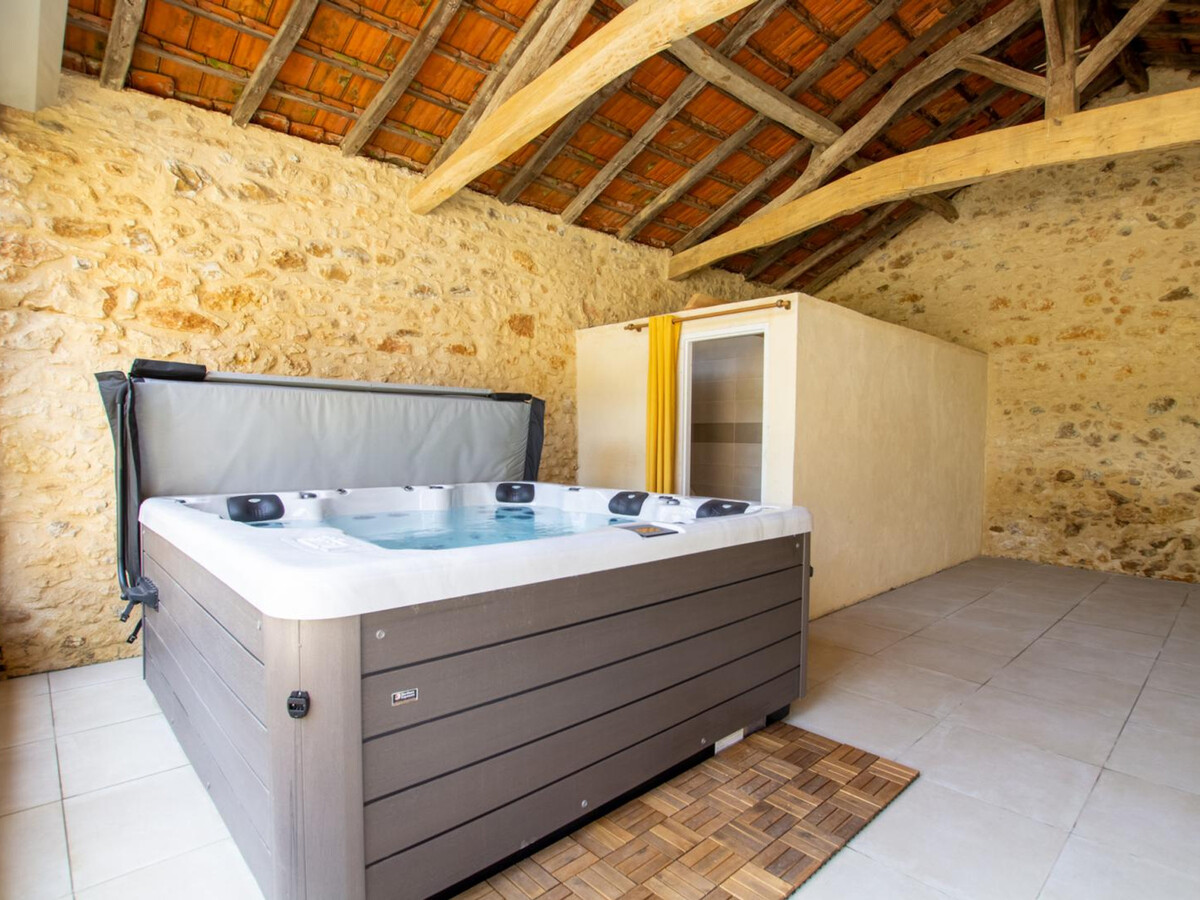 Gîte 4 pers. avec jacuzzi partagé à Saint-Avit-Rivière - Photo 2