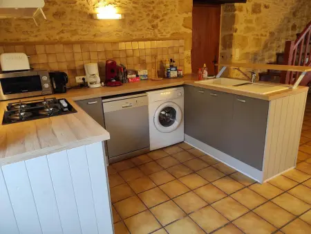 Gîte 5 pers. à Saint-André-d'Allas, cheminée & plancha : photo 11