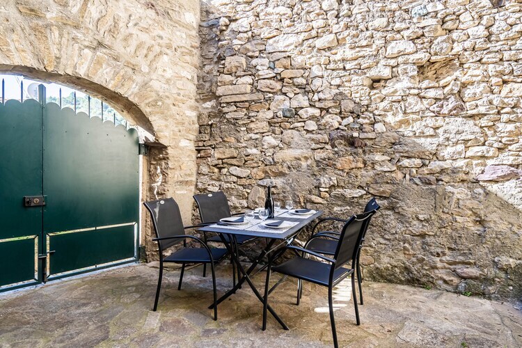 Maison de village à Minerve, cour privée en pierre - Photo 5