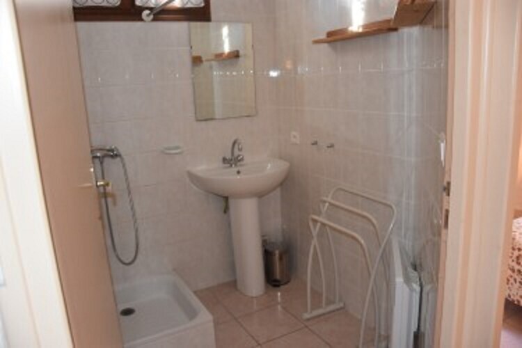 Maison de village à Minerve, cour privée en pierre - Photo 19
