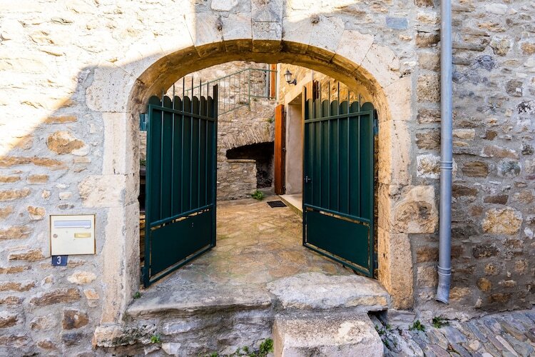 Maison de village à Minerve, cour privée en pierre - Photo 34