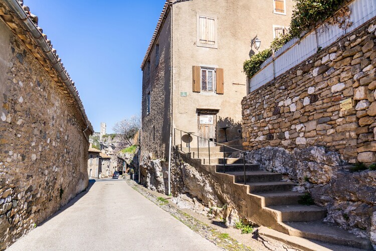 Maison de village à Minerve, cour privée en pierre - Photo 35