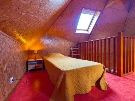 Chalet en pleine nature à Orsennes avec étang à proximité, idéal pour 6 personnes et animaux admis - Photo 11