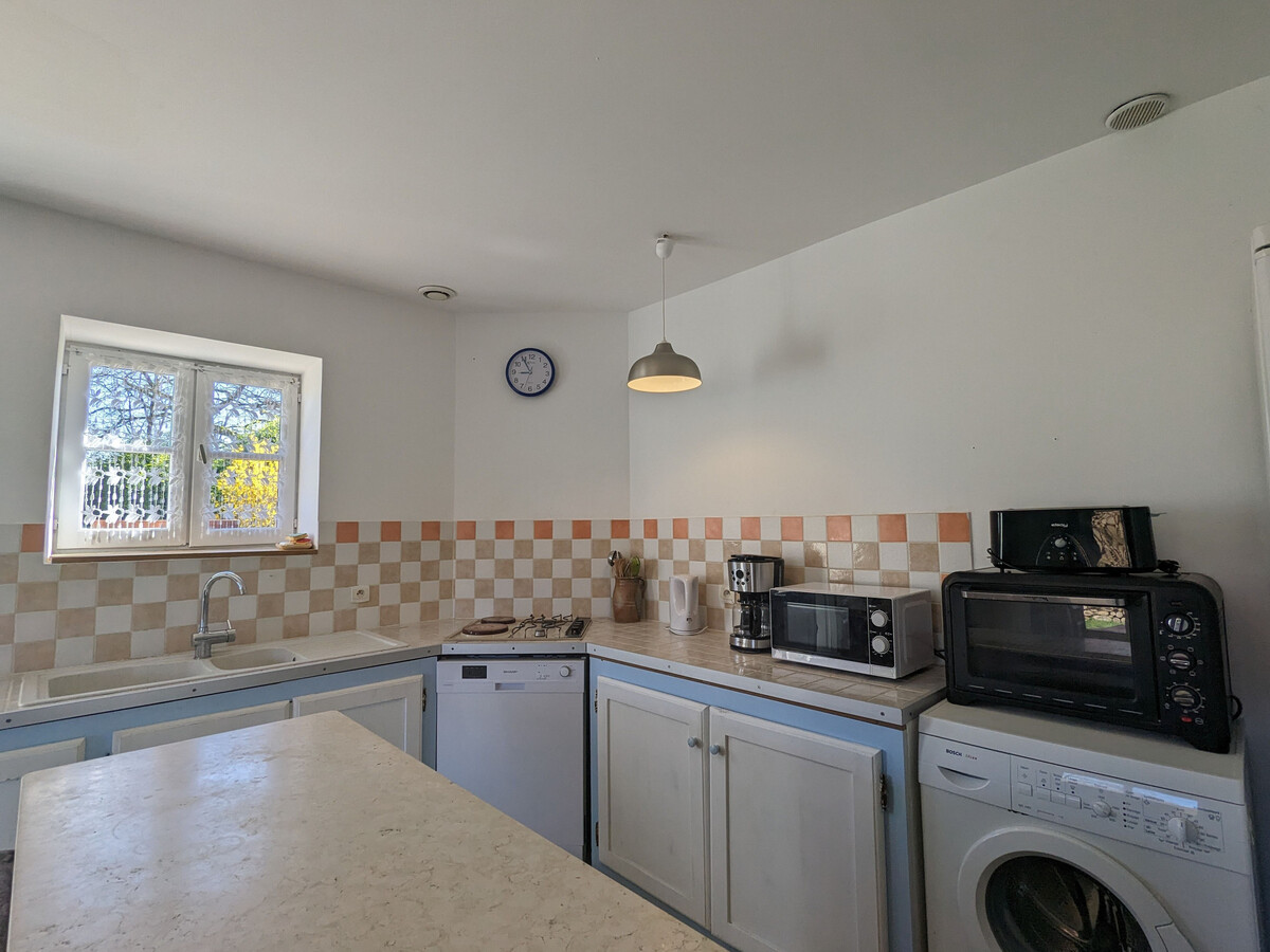 Gîte rénové en Berry, 6 pers., cheminée, grand terrain - Photo 7