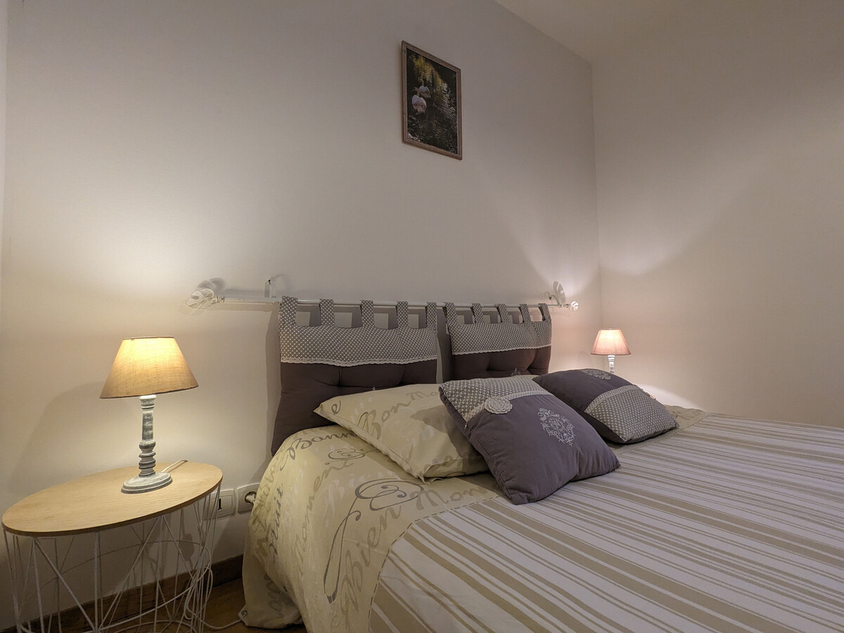 Gîte rénové en Berry, 6 pers., cheminée, grand terrain - Photo 14