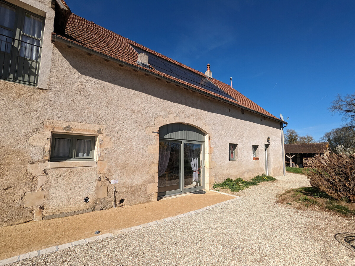 Gîte rénové en Berry, 6 pers., cheminée, grand terrain - Photo 17