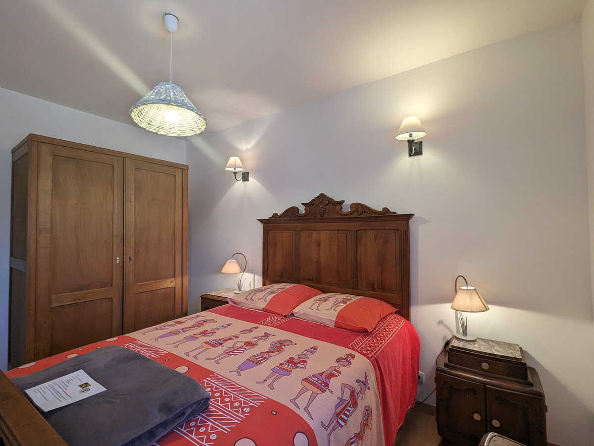 Gîte rénové en Berry, 6 pers., cheminée, grand terrain - Photo 18