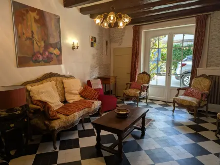 Longère 140 m² à Tavers, 6 pers., jardin et cour fermée : photo 11