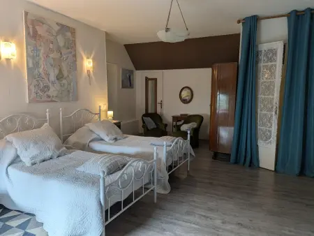 Longère 140 m² à Tavers, 6 pers., jardin et cour fermée : photo 19