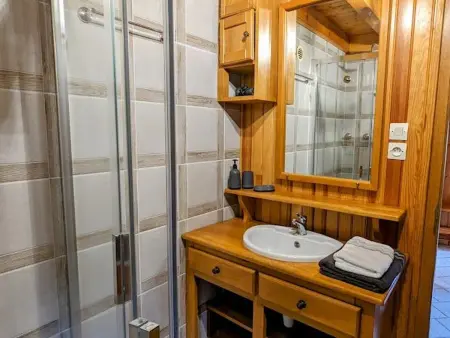 Gîte de montagne 6 pers. avec poêle, terrasse et ski à 17 km : photo 17