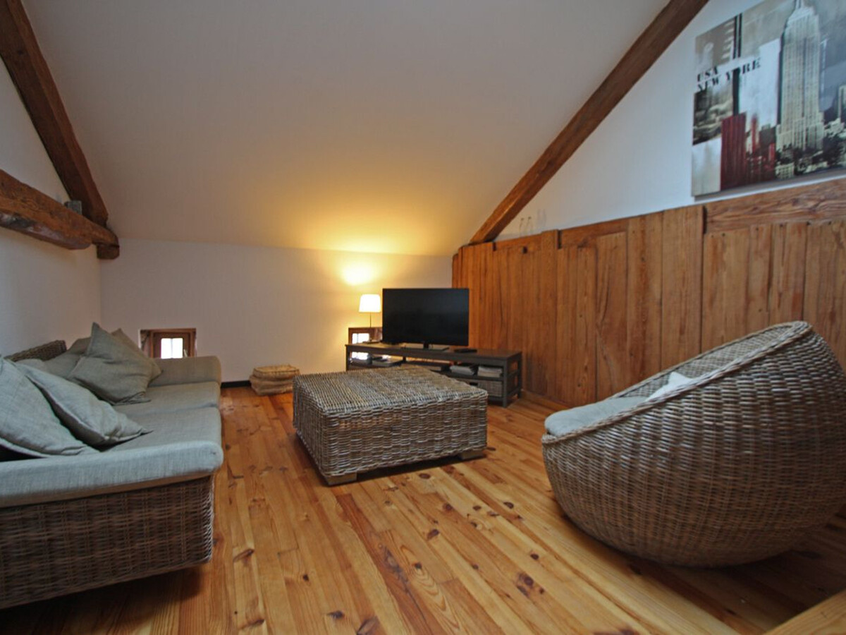 Gîte Ferme Rénovée 10 pers., cheminée et jeux à Belmont - Photo 23