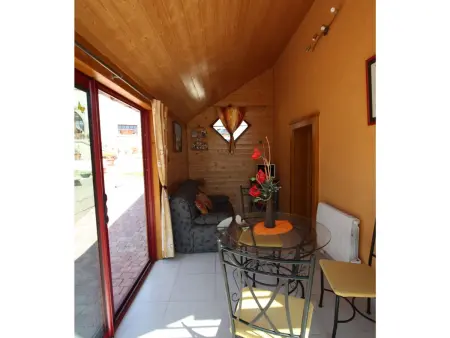 Gîte Tranquille avec Cheminée, Terrasse sur la Saône et Borne EV : photo 11