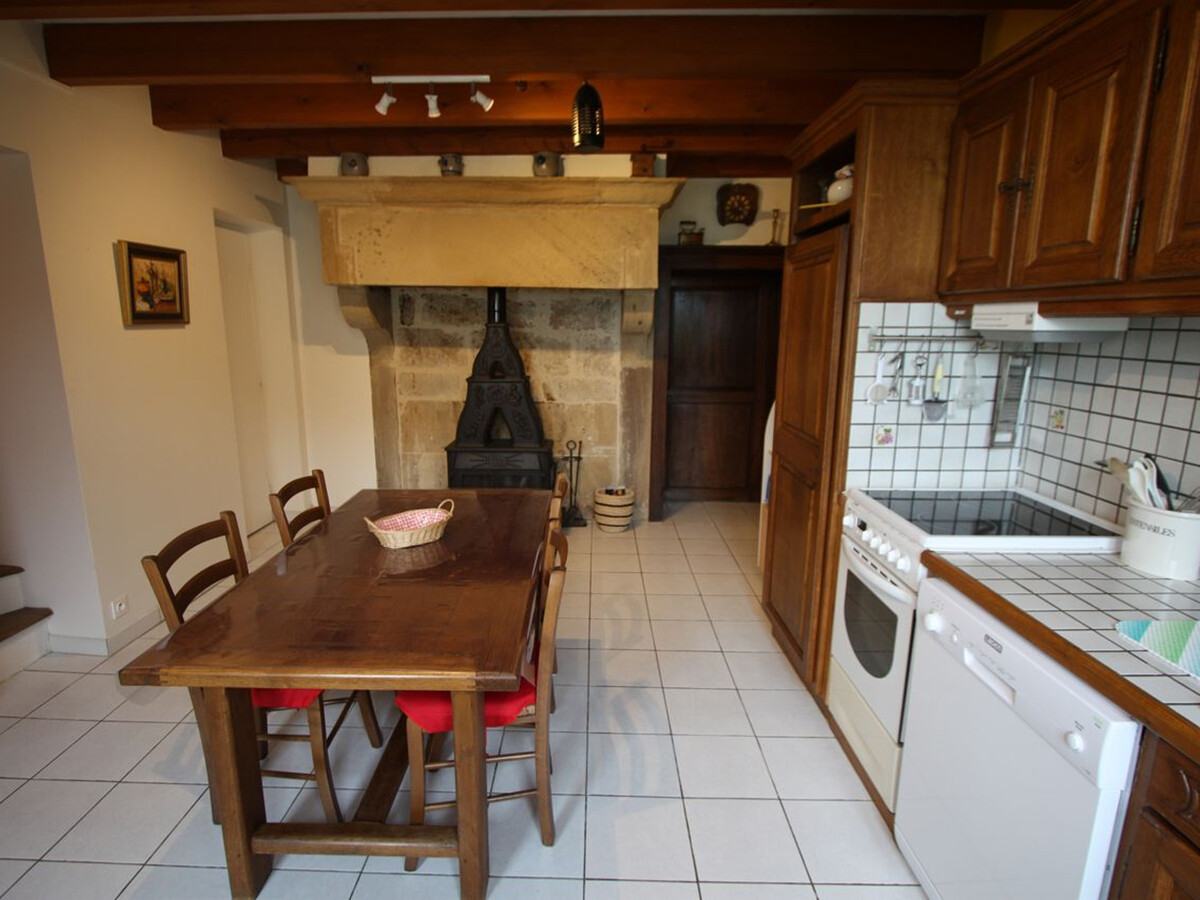 Gîte de caractère avec terrasse à Lironcourt, poêle à bois - Photo 6