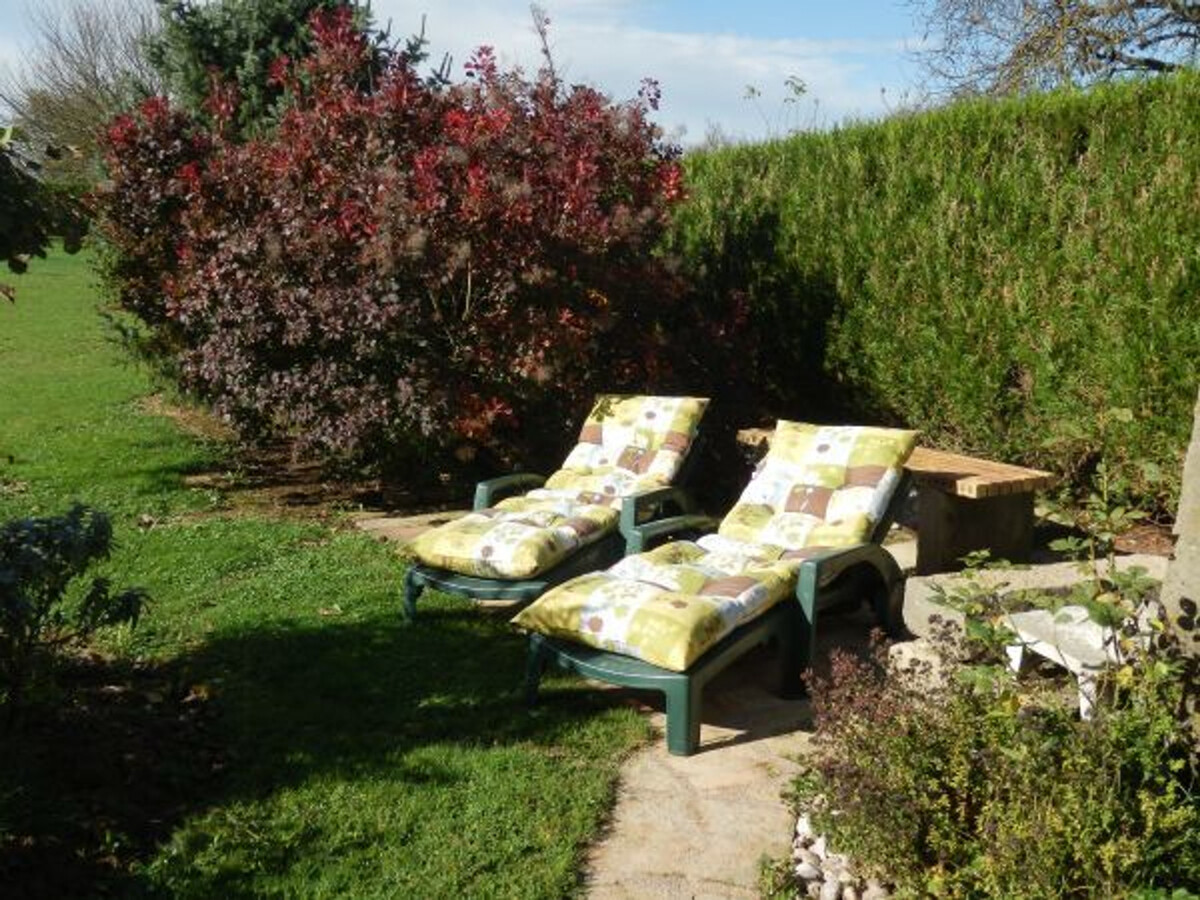 Gîte de caractère avec terrasse à Lironcourt, poêle à bois - Photo 18