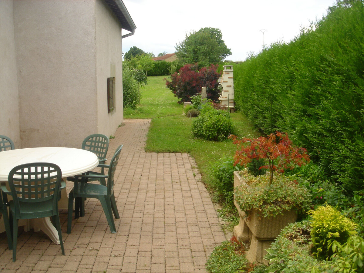 Gîte de caractère avec terrasse à Lironcourt, poêle à bois - Photo 19