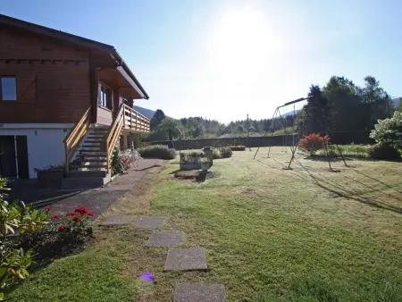 Gîte confortable à Gérardmer avec jardin, ski, randonnées et activités nautiques - Photo 2