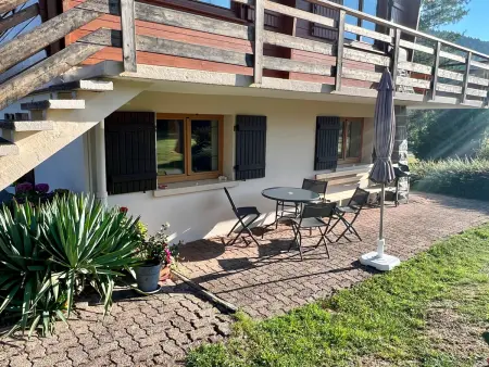 Gîte confortable à Gérardmer avec jardin, ski, randonnées et activités nautiques - Photo 3