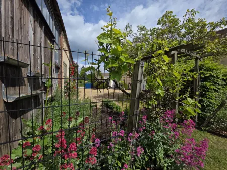Maison de Cécile : gîte 4 pers. piscine chauffée au Boullay-Thierry : photo 20