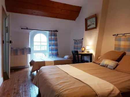 Gîte 8 pers. avec piscine chauffée et étang privé : photo 32