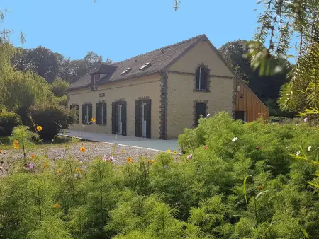 Gîte en forêt du Perche pour 10, cheminée et tyrolienne : photo 6
