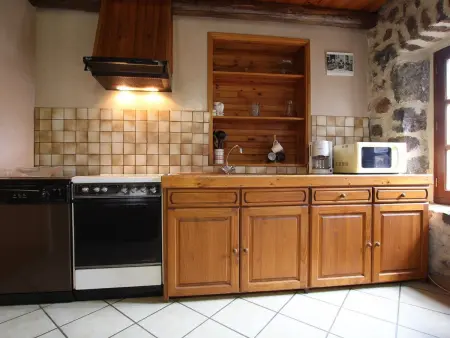 Maison en pierres 6 personnes, terrasse couverte, 4 km cité médiévale : photo 2