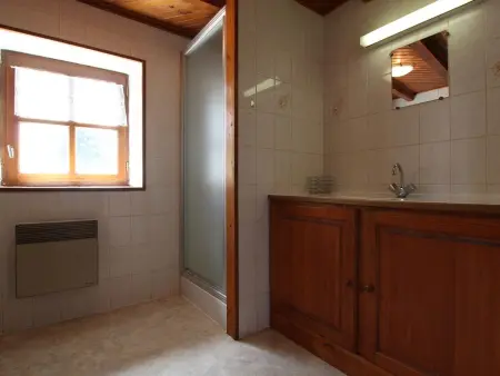 Maison en pierres 6 personnes, terrasse couverte, 4 km cité médiévale : photo 6