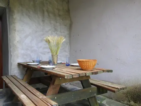 Maison en pierres 6 personnes, terrasse couverte, 4 km cité médiévale : photo 7