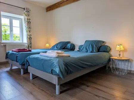 Grande maison rénovée avec jardin, proche de la basilique de Brioude, idéale pour randonnées et sports nautiques - Photo 14