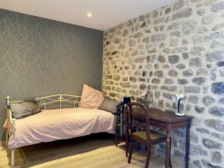Gîte à Blavozy, terrasse privée, 5 km du Puy-en-Velay : photo 8